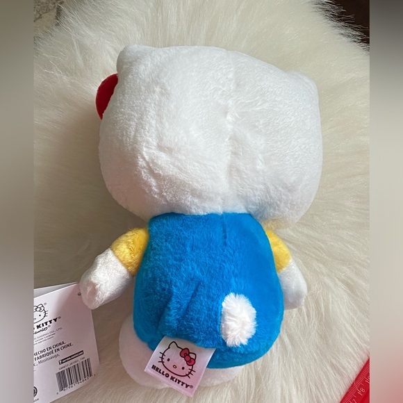 Hello kitty plush ❣️✨🐱 - Picture 5 of 9